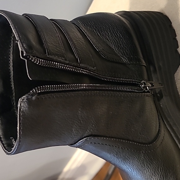 GBG Los Angeles Black Combat Boots Sz. 6 - Picture 10 of 10